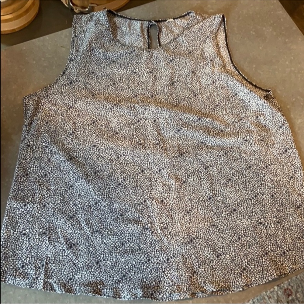 lululemon athletica Black and White Dotted Sleeveless Shell